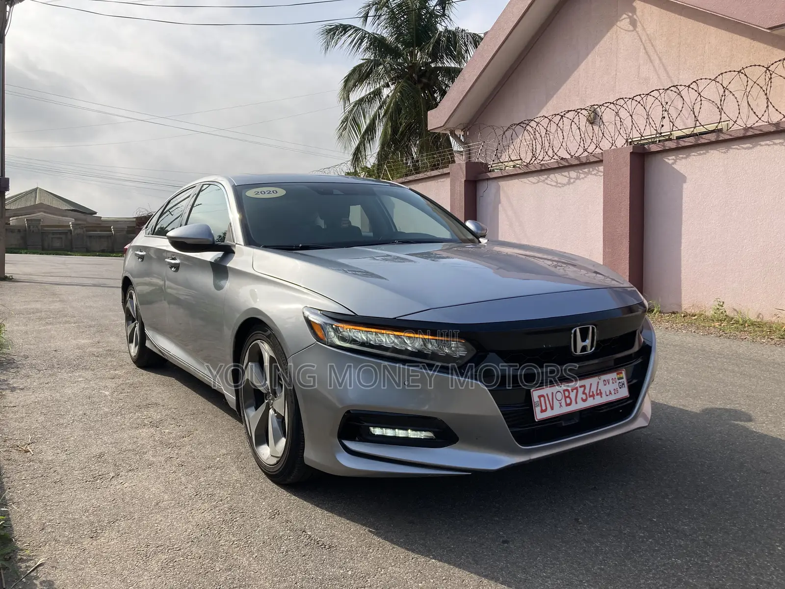Honda Accord Touring 2.0T 2020 Silver