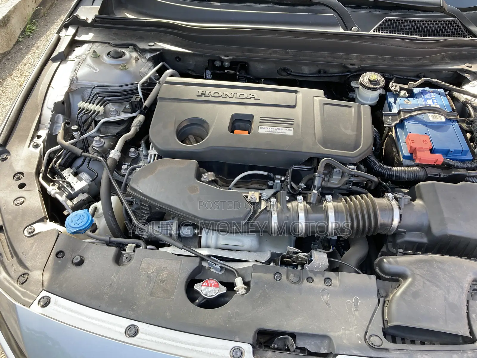 Honda Accord Touring 2.0T 2020 Silver
