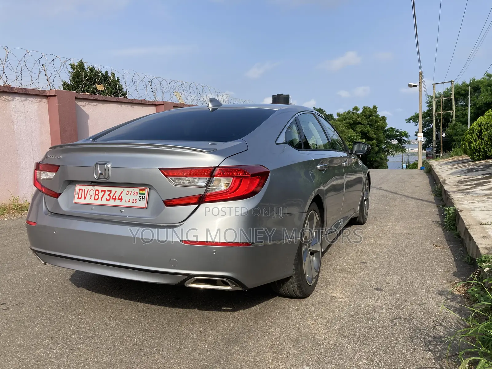 Honda Accord Touring 2.0T 2020 Silver