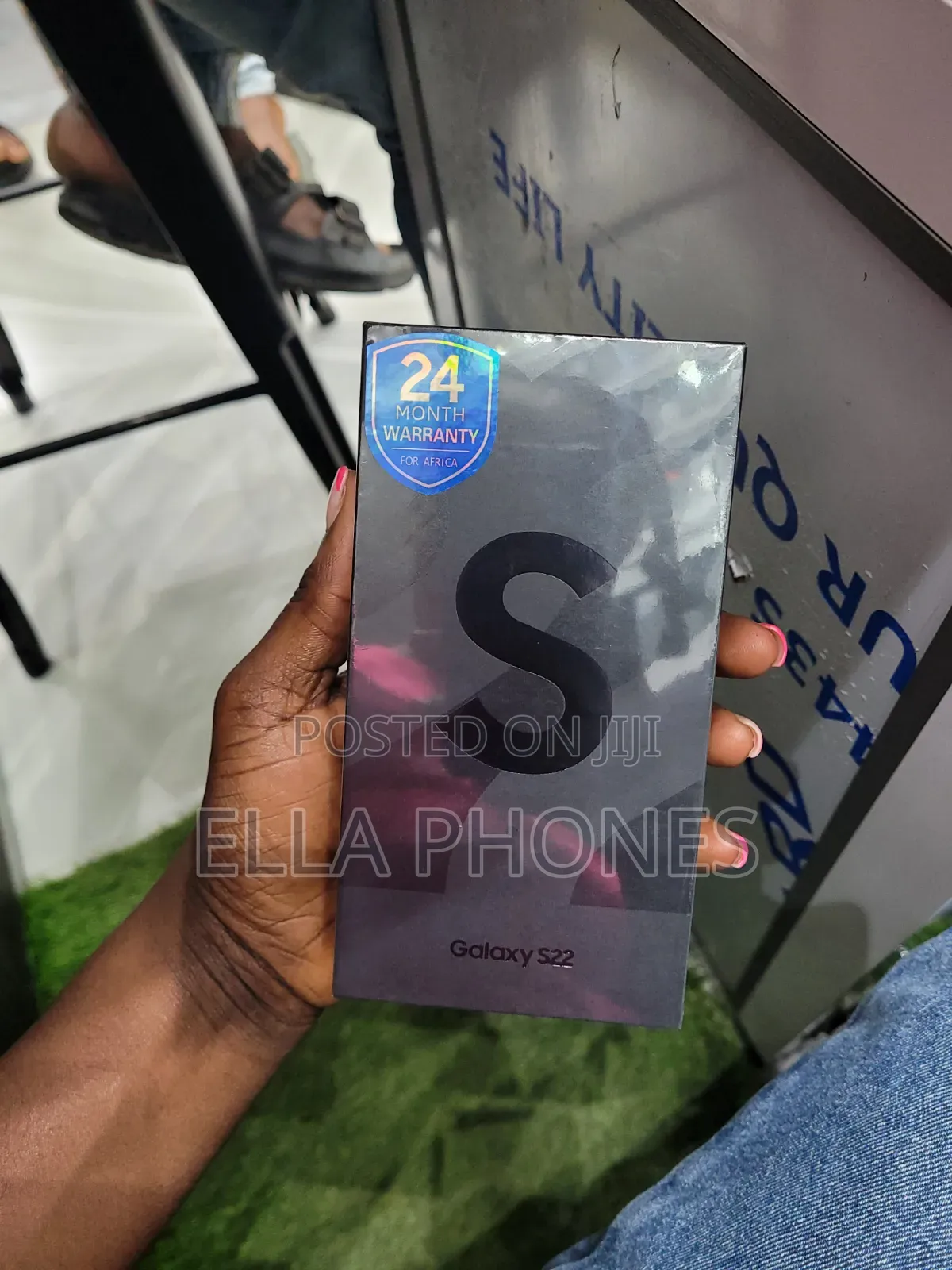 New Samsung Galaxy S22 5G 128 GB Black