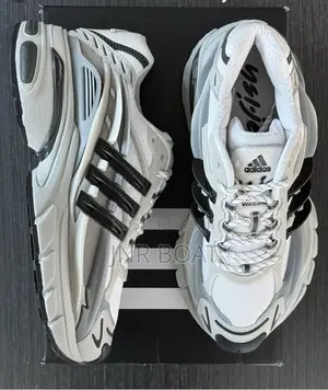 Adidas Jellyfish Sneaker