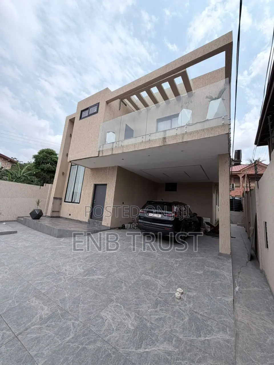 4bdrm Duplex in Tantra Hills, Unity Closed for sale