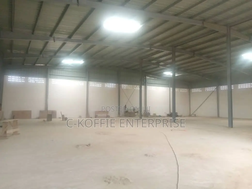 1600 SQM Warehouse at North Kaneshie Industrial Area for Rent