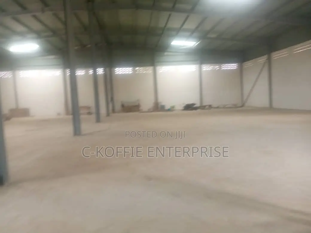 1600 SQM Warehouse at North Kaneshie Industrial Area for Rent
