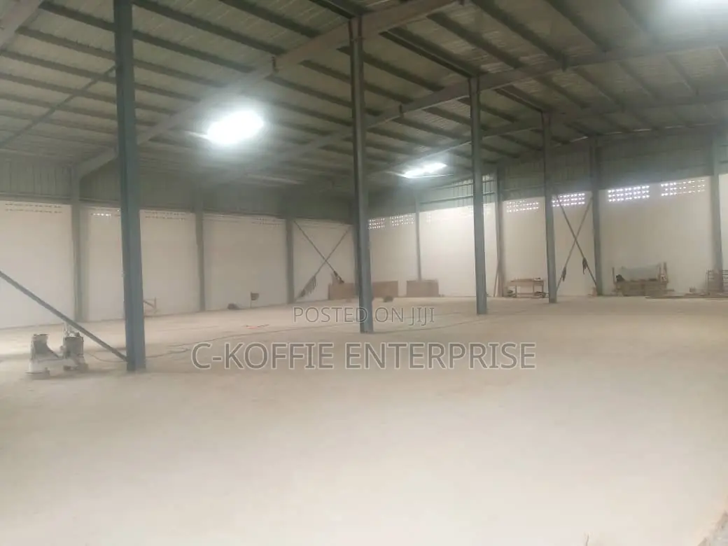 1600 SQM Warehouse at North Kaneshie Industrial Area for Rent
