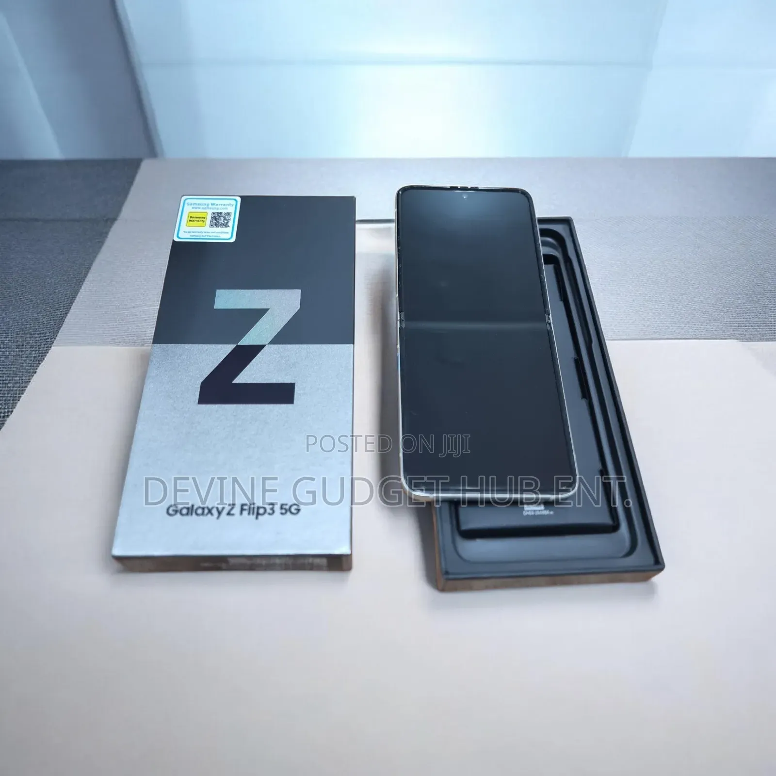 New Samsung Galaxy Z Flip 3 256 GB Black