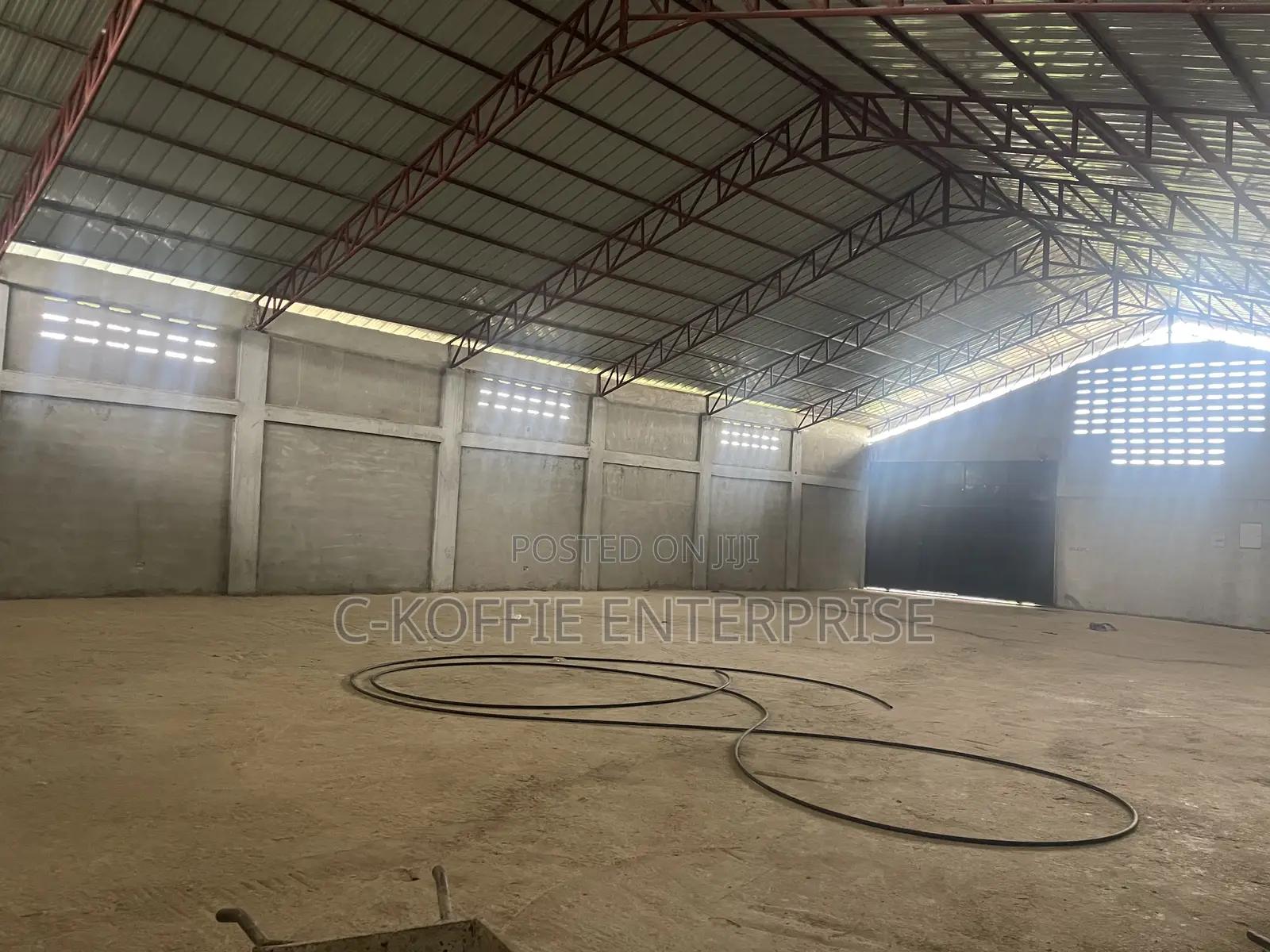 700 SQM Warehouse at Amasaman for Rent