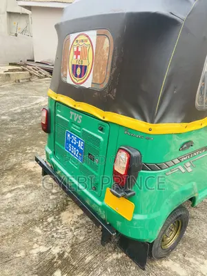 TVS King Deluxe Plus iTouch Start 2025 Green