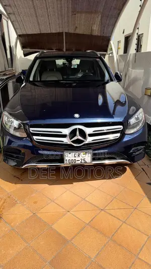 Mercedes-Benz GLC-Class 2016 Blue