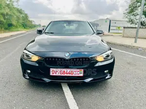 BMW 320i 2015 Black