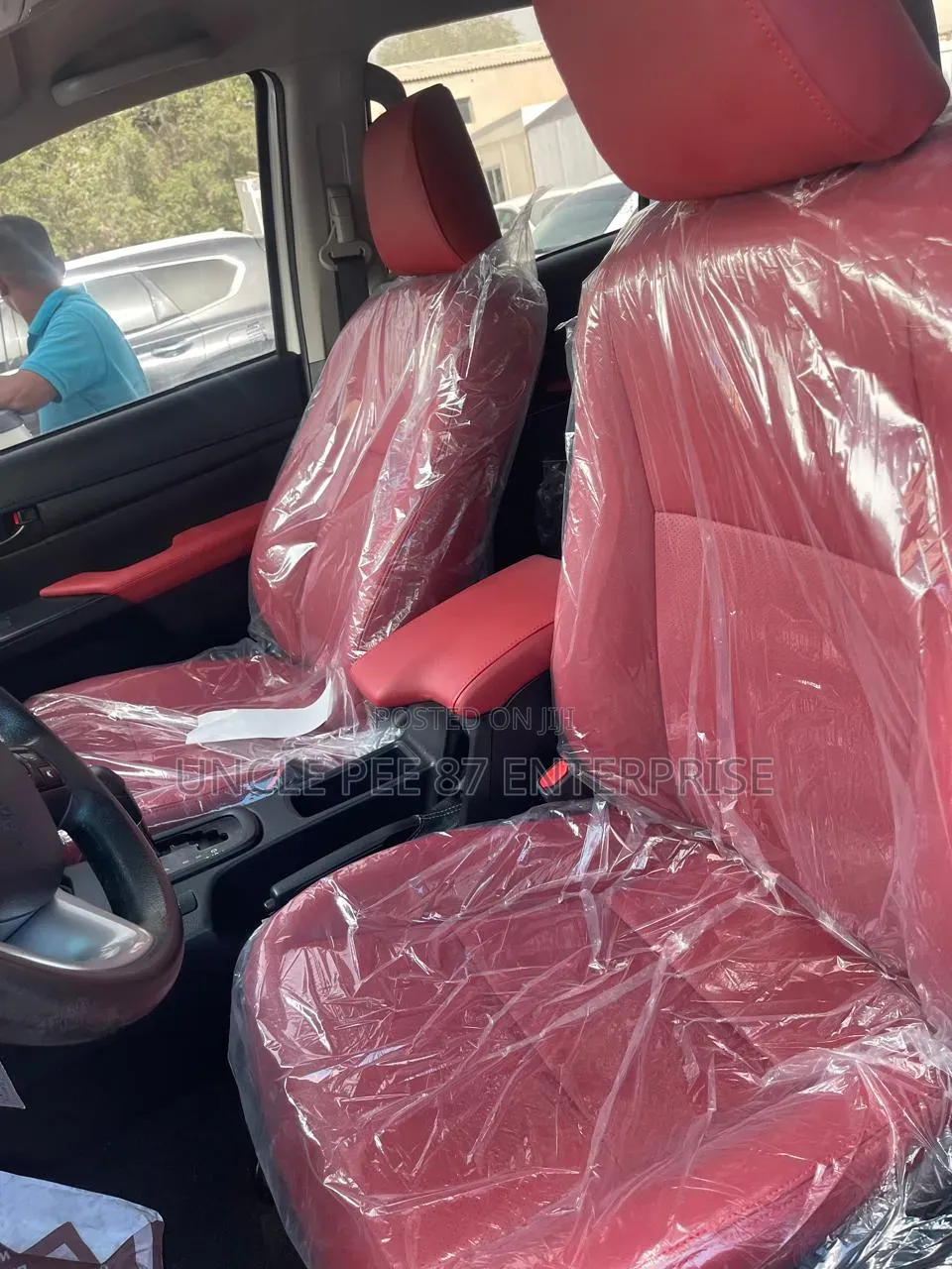 Toyota Hilux 2025 White