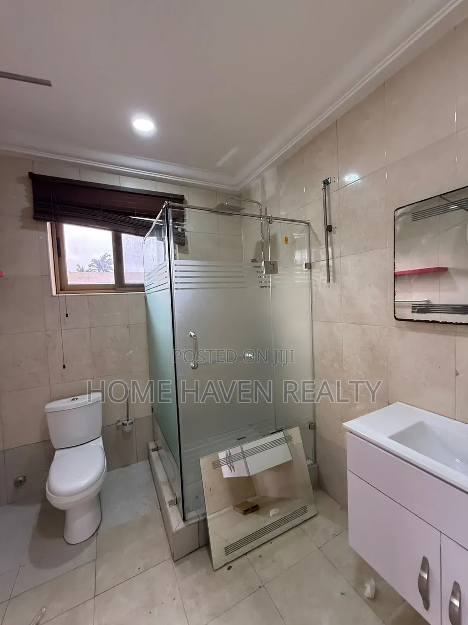 4bdrm House in Abelemkpe, Lincoln School Area for rent