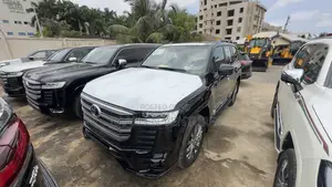 New Toyota Land Cruiser 2025 Black