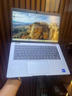 Laptop Dell Latitude 5420 16GB Intel Core i7 SSD 256GB