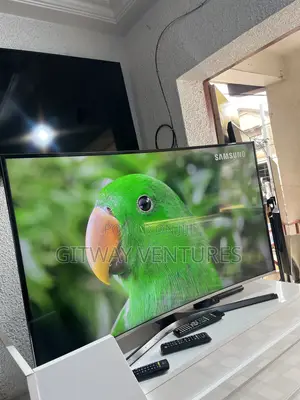 Pre-Owned Samsung Curved 50inch Uhd Smart Satellite Tv