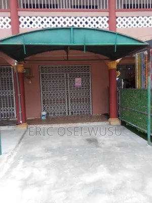 Store for Rent at Gyinyase Near Kumasi High School, Mardura Pub Area