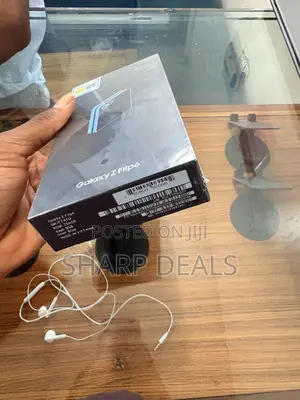 New Samsung Galaxy Z Flip6 256 GB Blue