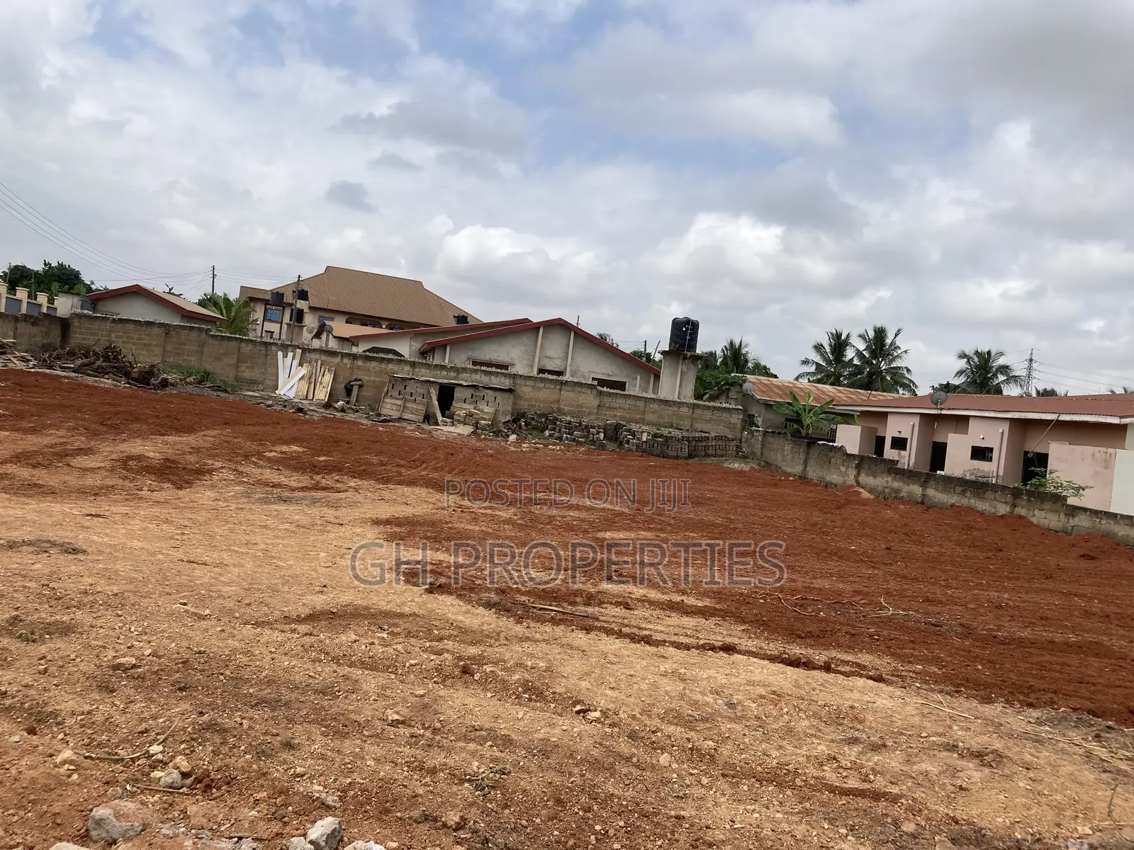 One Full Corner Plot for Sale at Daban.