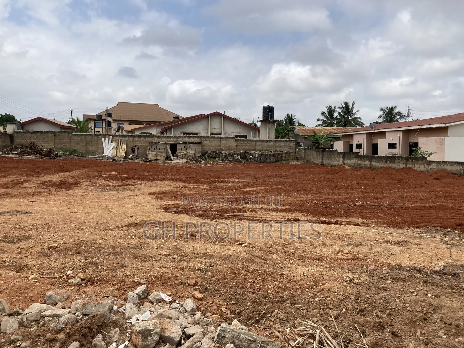 One Full Corner Plot for Sale at Daban.