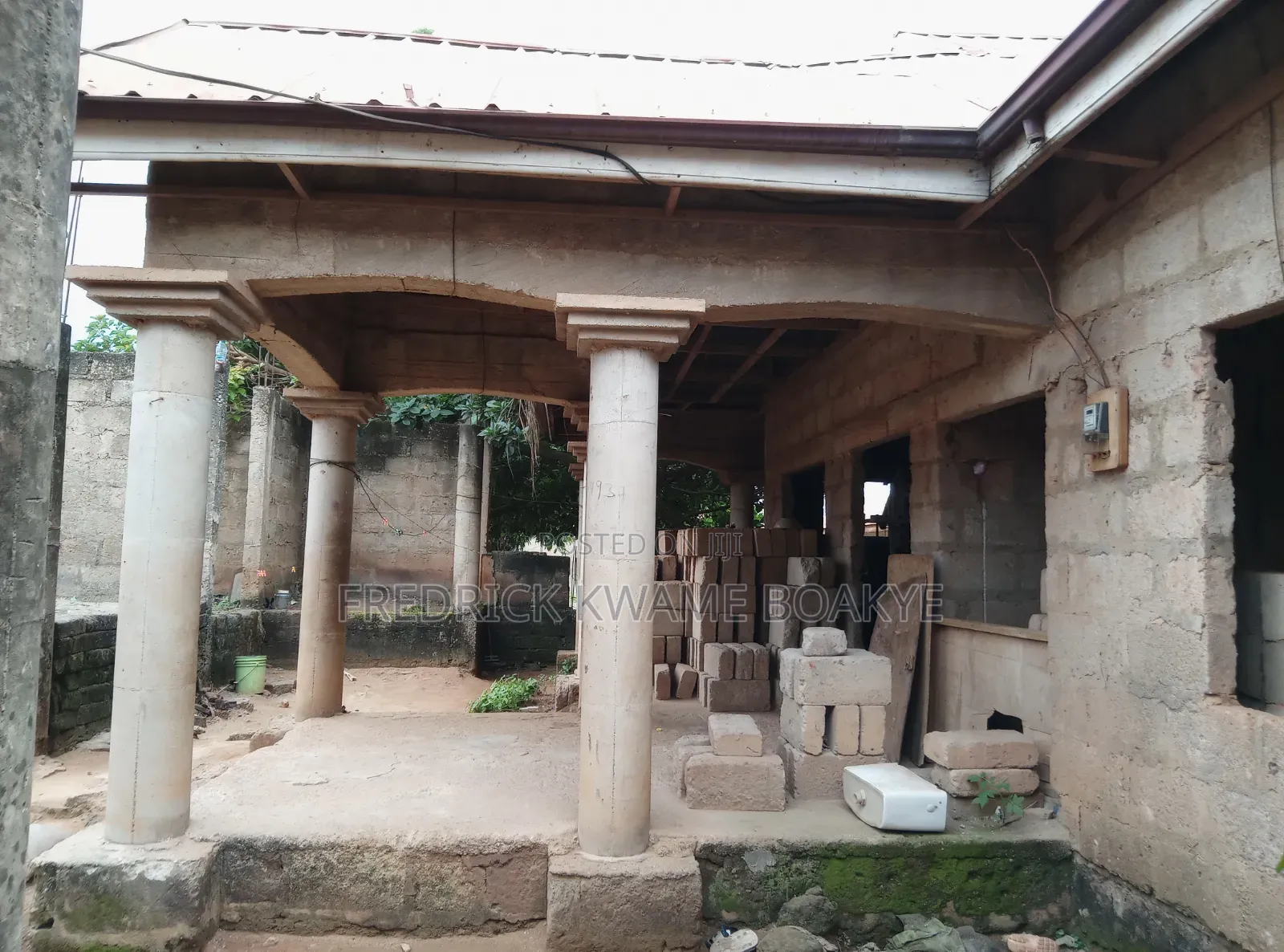 5bdrm House in Brother K Estate, Kumasi Metropolitan for sale