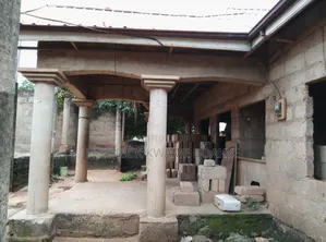 5bdrm House in Brother K Estate, Kumasi Metropolitan for sale