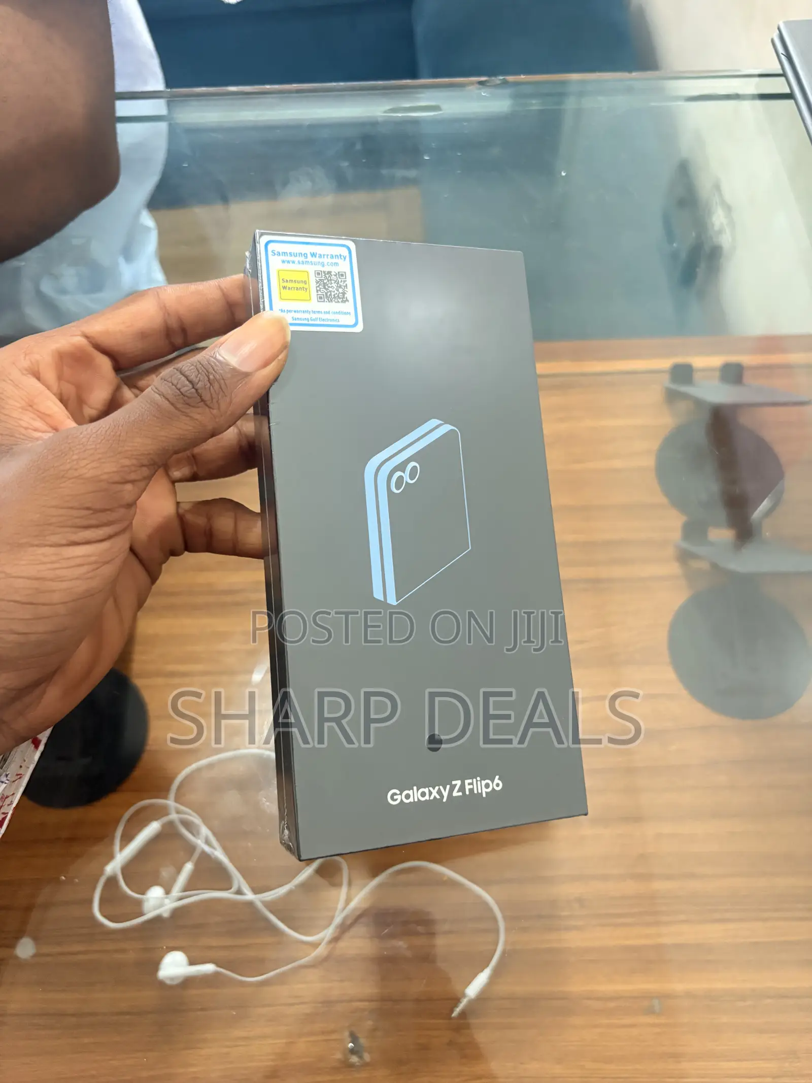 New Samsung Galaxy Z Flip6 256 GB Blue