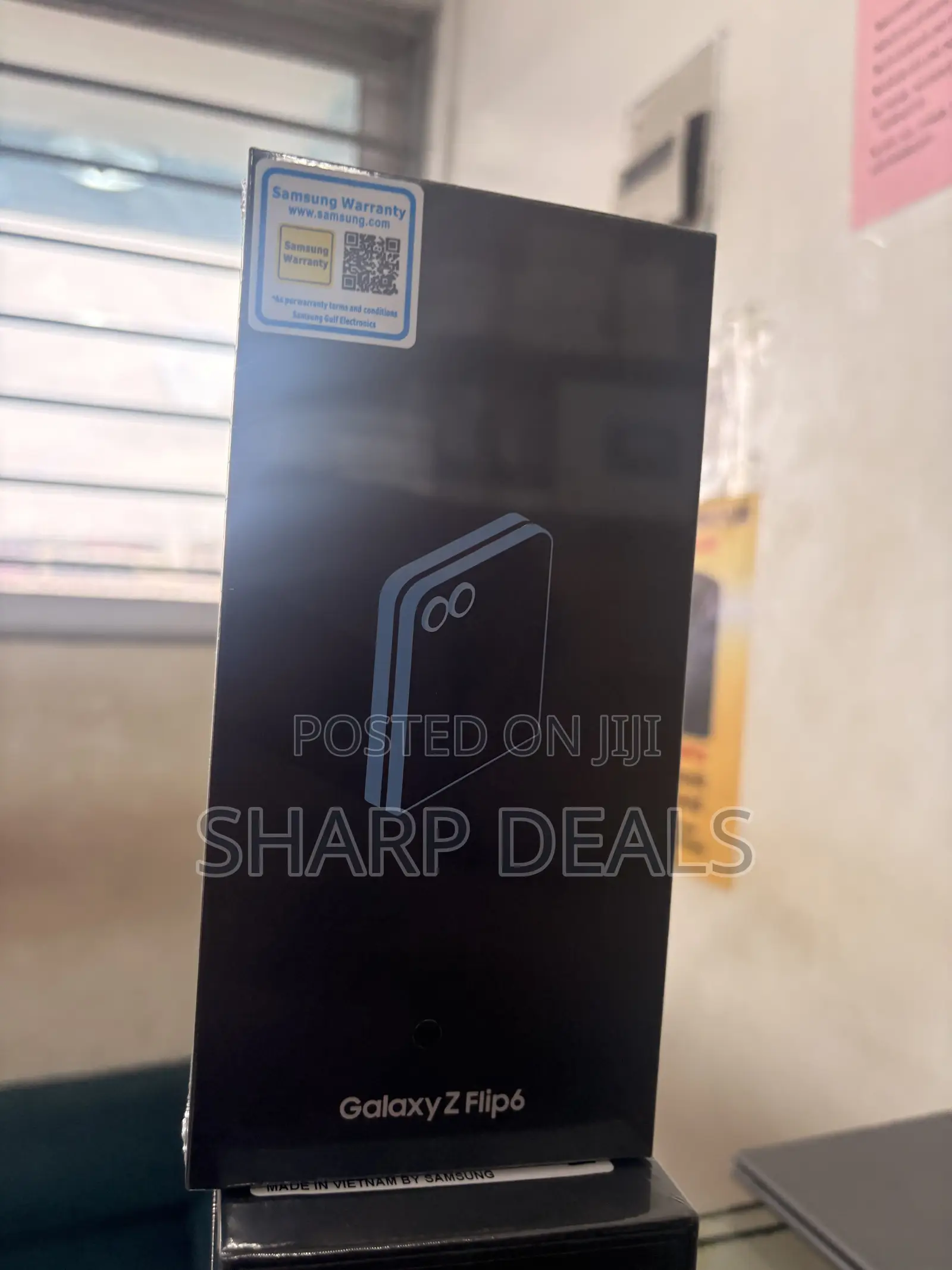 New Samsung Galaxy Z Flip6 256 GB Blue