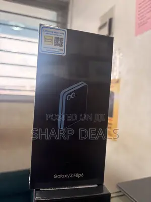 New Samsung Galaxy Z Flip6 256 GB Blue