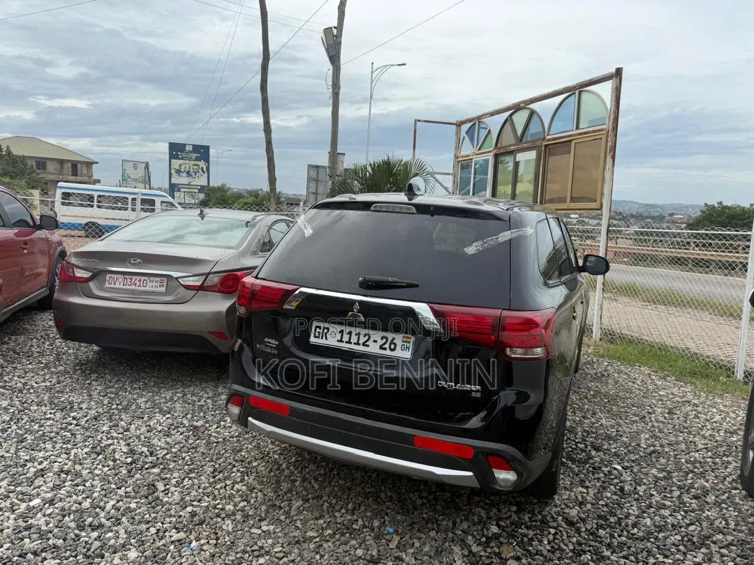 Mitsubishi Outlander 2018 Black