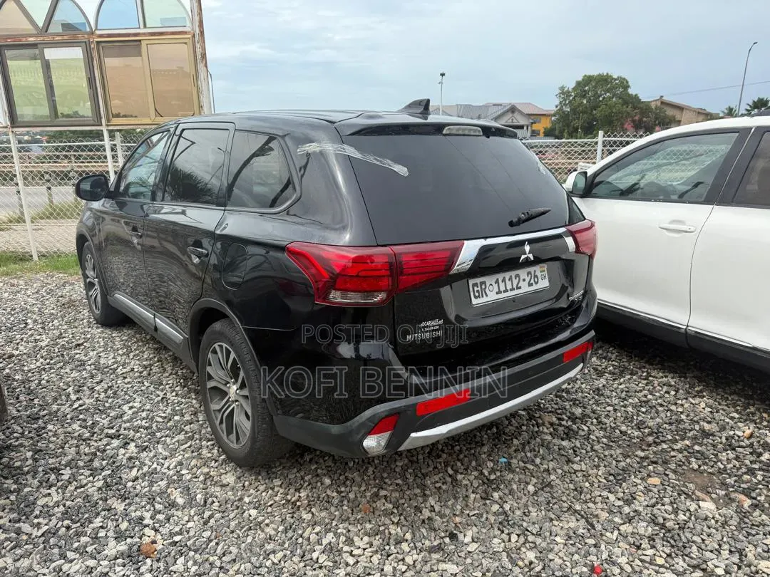 Mitsubishi Outlander 2018 Black
