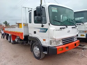 Hyundai Mega 5 Ton Manual Engine( Double Axle)