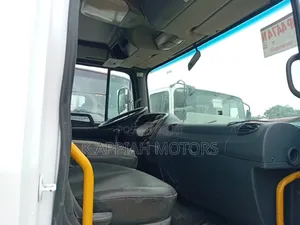 Hyundai Mega 5 Ton Manual Engine( Double Axle)