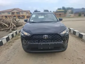 New Toyota Corolla Cross Hybrid 2025 Black