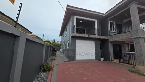 4bdrm House in Community 18, Sakumono for rent