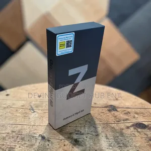 New Samsung Galaxy Z Flip 3 256 GB Gray