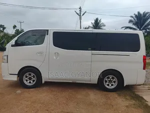 Nissan Caravan (Urvan) 2014 White