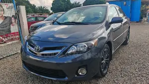 Toyota Corolla 2013 Gray