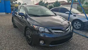 Toyota Corolla 2013 Gray