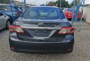 Toyota Corolla S 4dr Sedan (1.8L 4cyl 4A) 2012 Gray