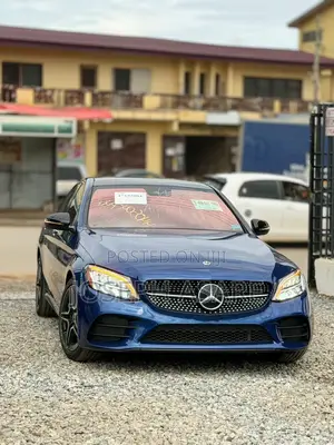 Mercedes-Benz C300 2021 Blue