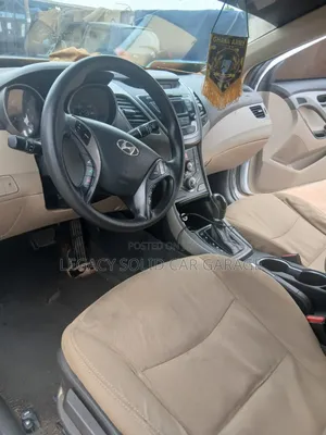 Hyundai Elantra 2015 White