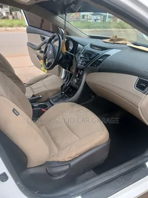 Hyundai Elantra 2015 White