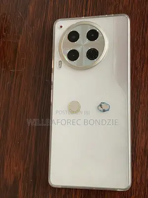 Tecno Camon 30 5G 256 GB Silver