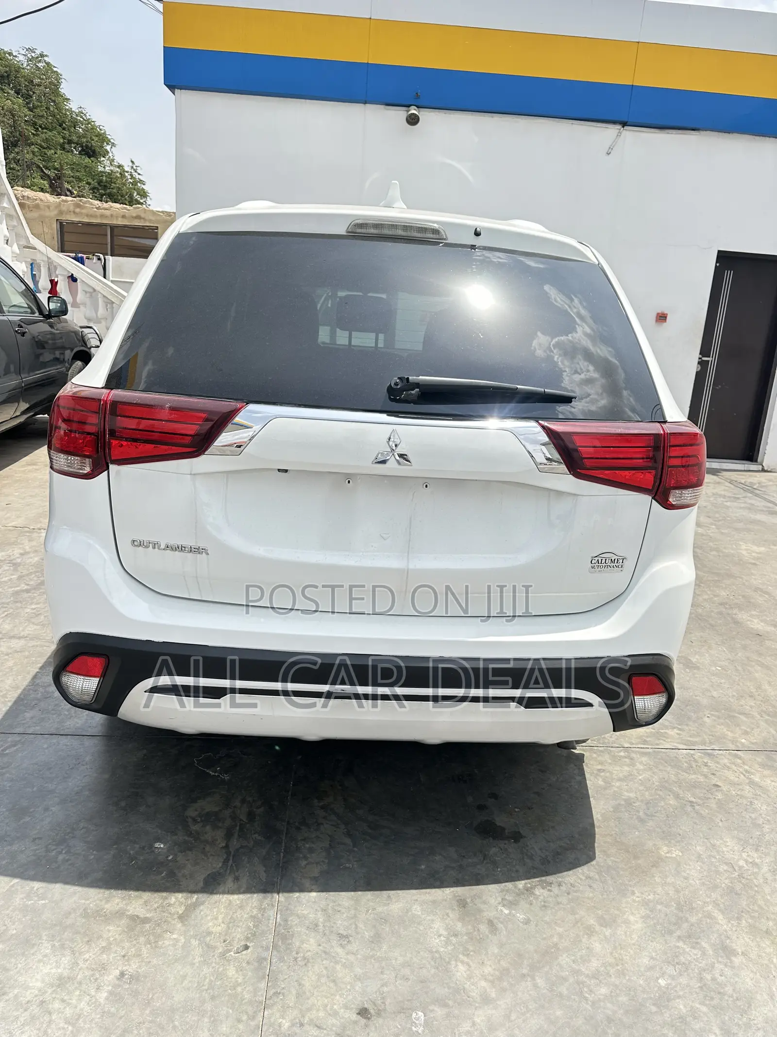 Mitsubishi Outlander SE FWD 2020 White