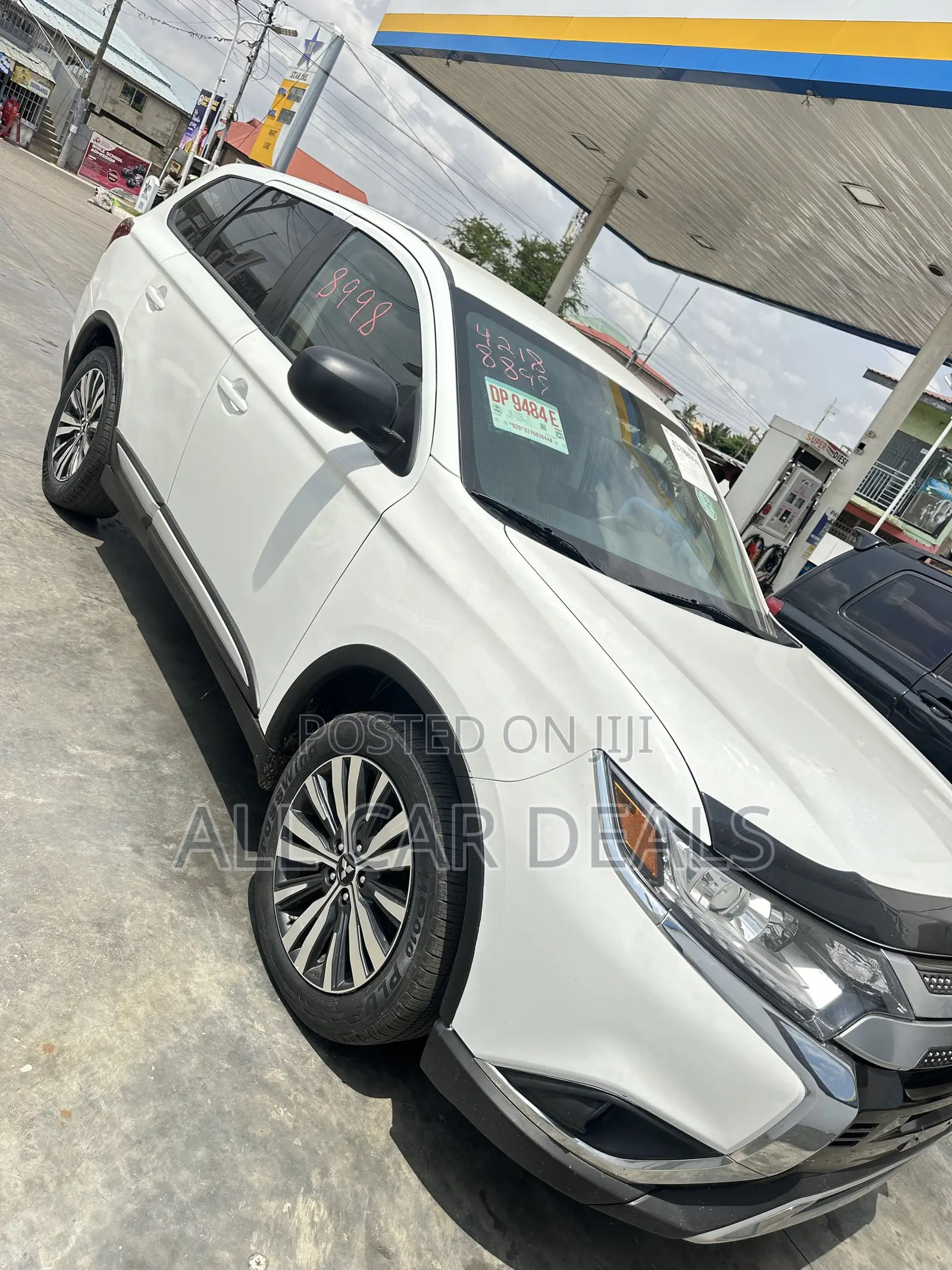 Mitsubishi Outlander SE FWD 2020 White