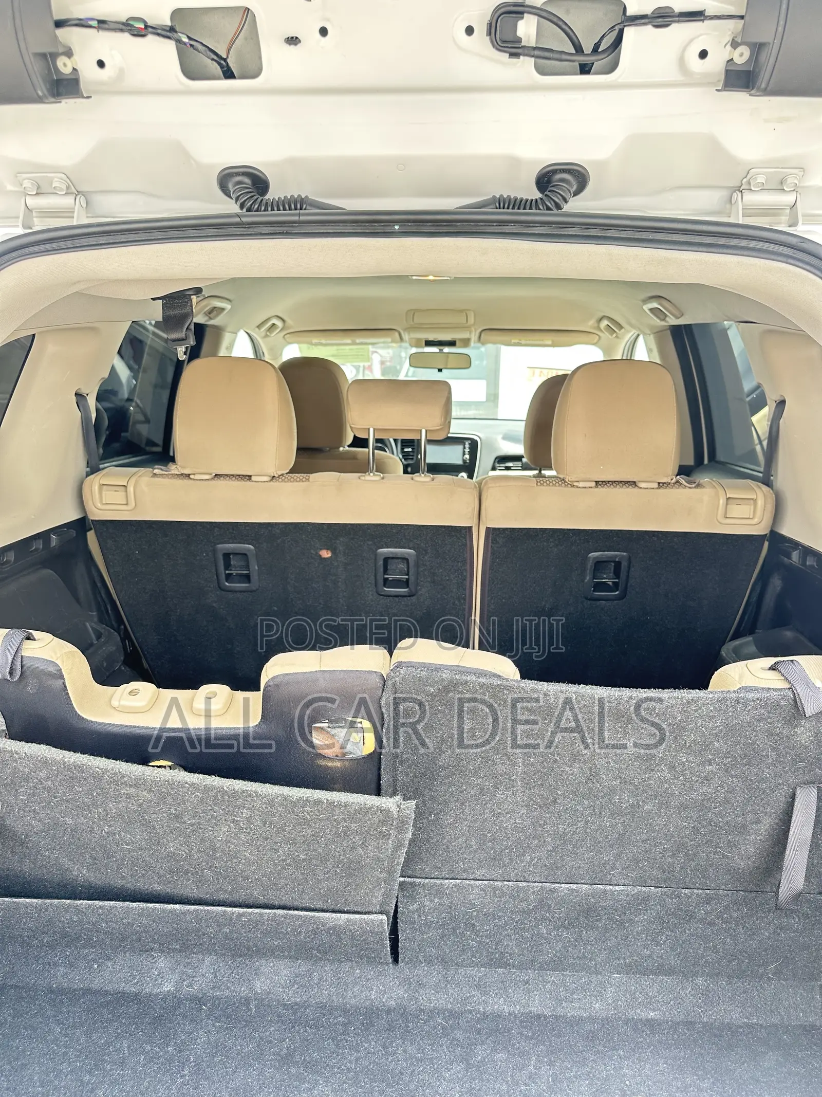 Mitsubishi Outlander SE FWD 2020 White