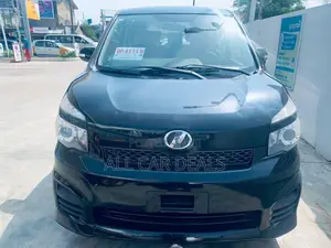 Toyota Voxy X 4WD 8-Seater 2012 Black