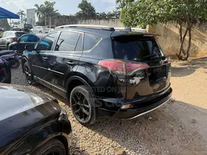 Toyota RAV4 2018 Black