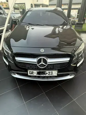 Mercedes-Benz GLA 250 2016 Black