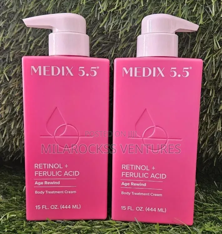 Medix 5.5 Retinol Ferulic Acid Body Treatment Cream. 444ml.